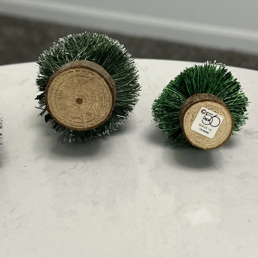 Dept 56 Christmas Village Frosted Flocked Topiary Bottle Brush Trees Lot of 4‎